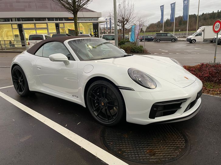 Porsche 911 Cabriolet 3.0 Carrera 4 GTS PDK Porsche Porsche 911 Cabriolet 3.0 Carrera 4 GTS PDK