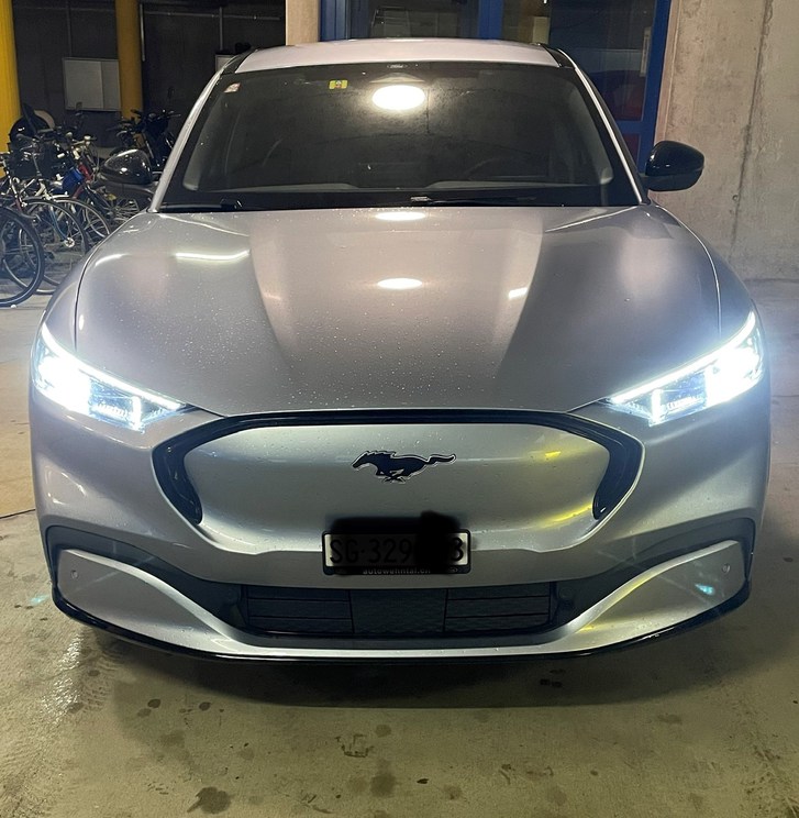 Ford Mustang Mach-E Premium AWD Ford Ford Mustang Mach-E Premium AWD