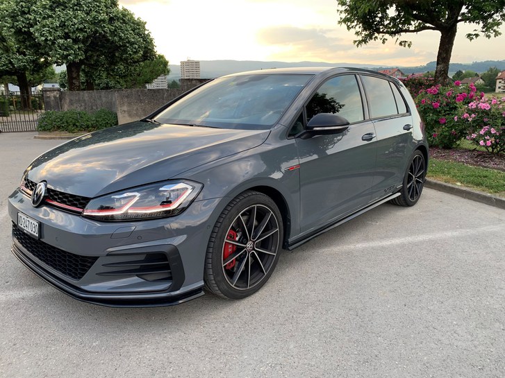 VW Golf VII 2.0 TSI GTI TCR DSG VW VW Golf VII 2.0 TSI GTI TCR DSG