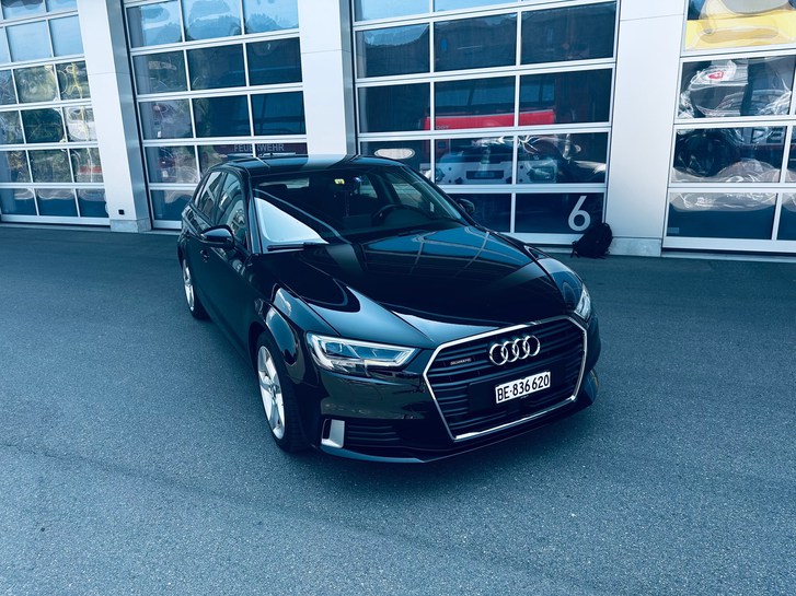 Audi A3 Sportback 2.0 T FSI Sport qu. S-Tronic Audi Audi A3 Sportback 2.0 T FSI Sport qu. S-Tronic