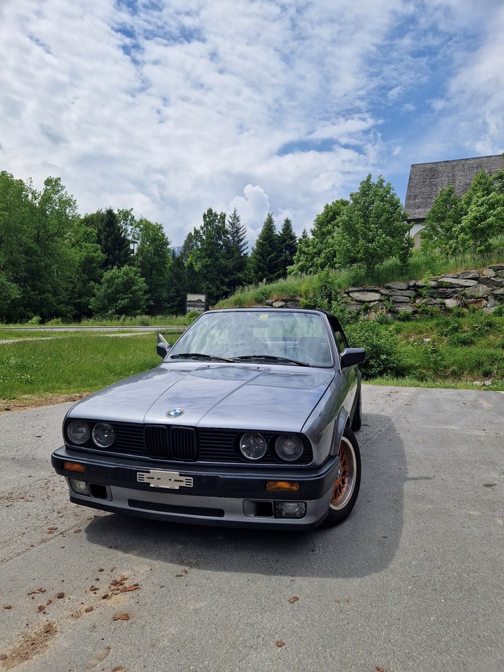 BMW 3er Reihe E30 Cabriolet 318i ABS AiB BMW BMW 3er Reihe E30 Cabriolet 318i ABS AiB