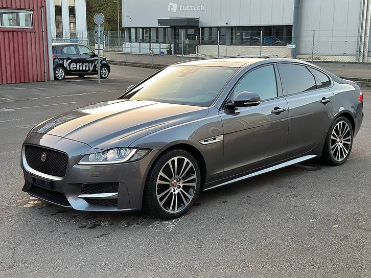 Jaguar XF 2.0 D 180 Prestige Jaguar Jaguar XF 2.0 D 180 Prestige