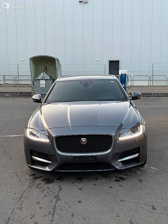 Jaguar XF 2.0 D 180 Prestige Jaguar Jaguar XF 2.0 D 180 Prestige