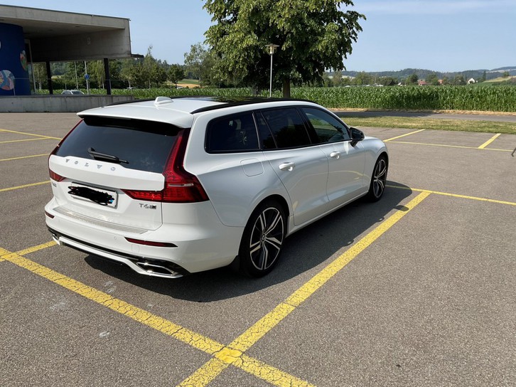 Volvo V60 2.0 T6 R-Design AWD Volvo Volvo V60 2.0 T6 R-Design AWD