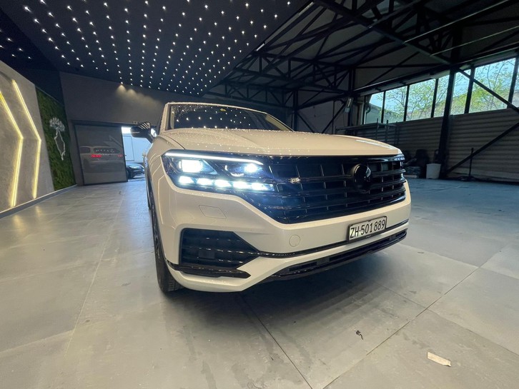 VW Touareg 3.0 V6 TDI 286 Elegance VW VW Touareg 3.0 V6 TDI 286 Elegance