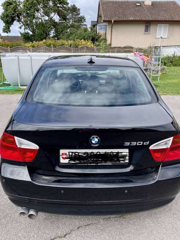 BMW 3er Reihe E90 330d BMW BMW 3er Reihe E90 330d