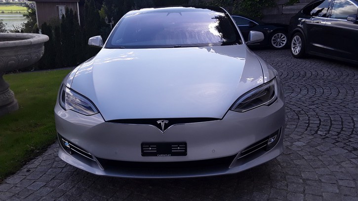 Tesla Model S 75 D Tesla Tesla Model S 75 D