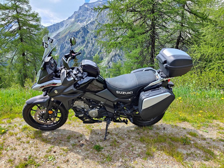 Suzuki DL 650 A V-Strom L7 Traveller Suzuki Suzuki DL 650 A V-Strom L7 Traveller