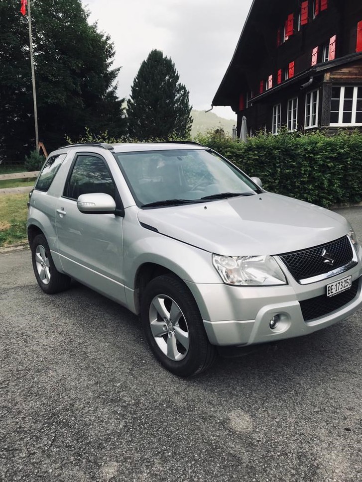 Suzuki Grand Vitara Wagon 2.4 VVT GL Top 4x4 Suzuki Suzuki Grand Vitara Wagon 2.4 VVT GL Top 4x4