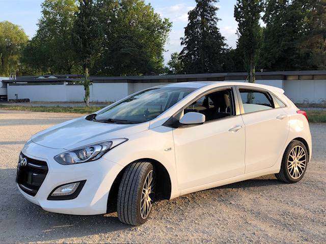 Hyundai i30 1.6 CRDi Origo Hyundai Hyundai i30 1.6 CRDi Origo