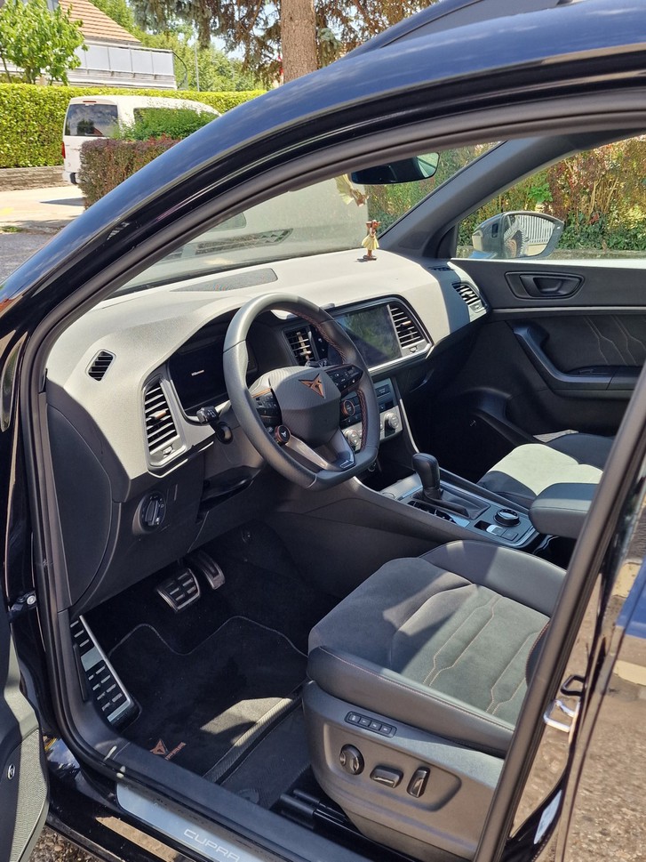 SEAT Cupra Ateca 2.0 TSI 4Drive DSG SEAT SEAT Cupra Ateca 2.0 TSI 4Drive DSG
