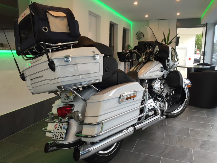 Harley-Davidson FLHTCU 1690 El. Glide Ultra Classic ABS Harley-Davidson Harley-Davidson FLHTCU 1690 El. Glide Ultra Classic ABS
