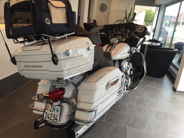 Harley-Davidson FLHTCU 1690 El. Glide Ultra Classic ABS Harley-Davidson Harley-Davidson FLHTCU 1690 El. Glide Ultra Classic ABS