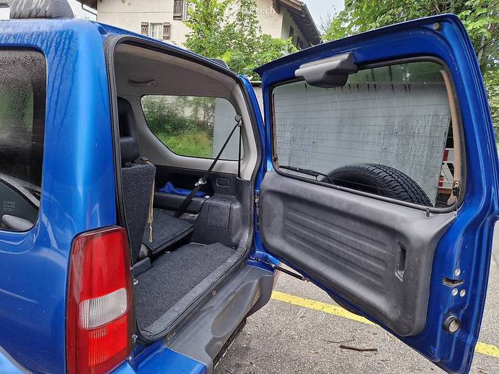 Suzuki Jimny Wagon 1.3 4WD GL Top Indigo Suzuki Suzuki Jimny Wagon 1.3 4WD GL Top Indigo