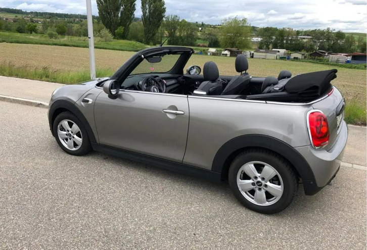Mini Cabrio F57 1.5i Cooper SAG Mini Mini Cabrio F57 1.5i Cooper SAG