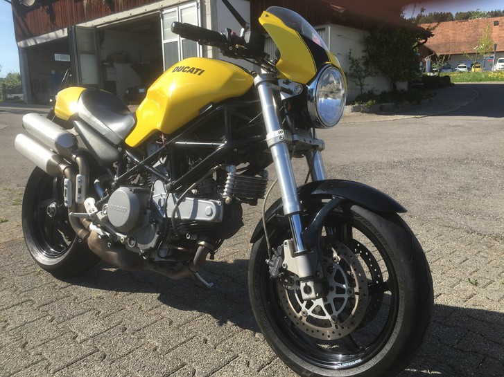 Ducati 800 S2R Monster