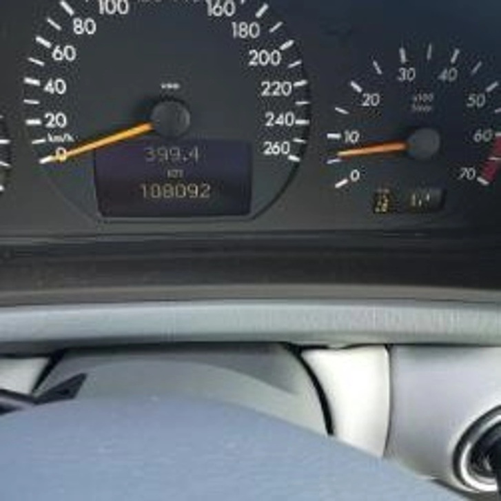 Mercedes-Benz CLK-Klasse A208 Cabriolet CLK 320 V6 Mercedes-Benz Mercedes-Benz CLK-Klasse A208 Cabriolet CLK 320 V6