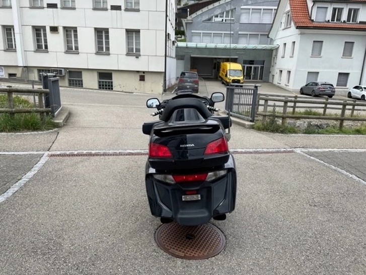 Honda GL 1800 DX Gold Wing Honda Honda GL 1800 DX Gold Wing