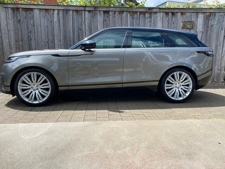 Land Rover Range Rover Velar 3.0 D 300 R-Dynamic HSE Land Rover Land Rover Range Rover Velar 3.0 D 300 R-Dynamic HSE