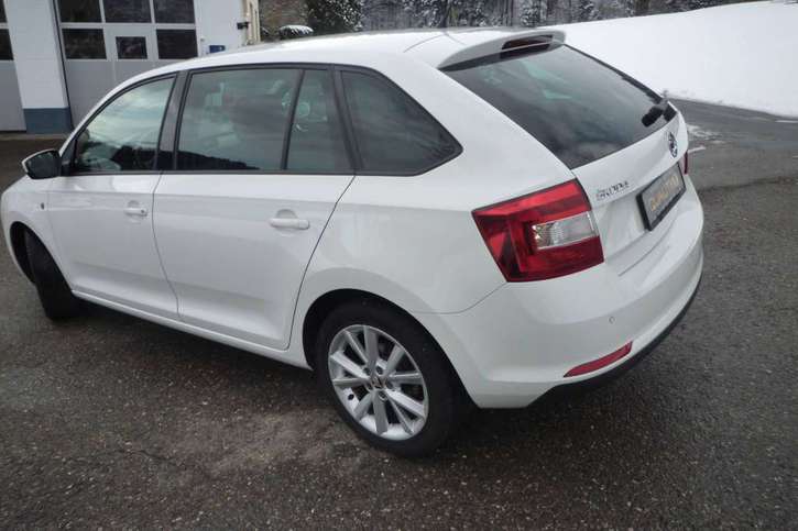 Skoda Rapid Spaceback 1.2 TSI Active Skoda Skoda Rapid Spaceback 1.2 TSI Active