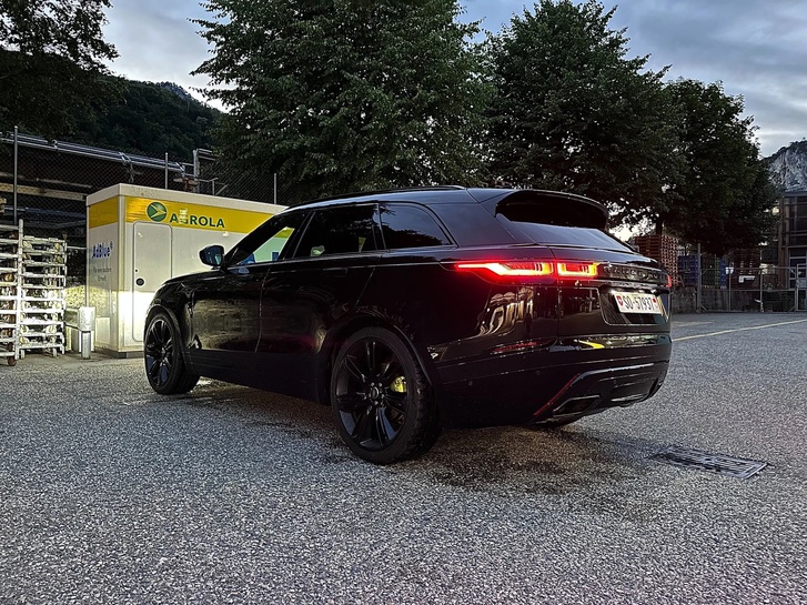 Land Rover Range Rover Velar 3.0 D 300 Land Rover Land Rover Range Rover Velar 3.0 D 300