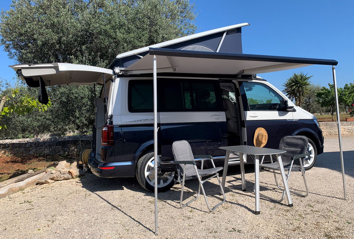 VW T6 California 2.0 Bi-TDI Ocean BLUE VW VW T6 California 2.0 Bi-TDI Ocean BLUE
