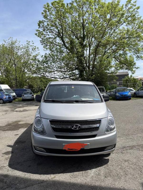 Hyundai H-1 People 2.5 CRDI Hyundai Hyundai H-1 People 2.5 CRDI