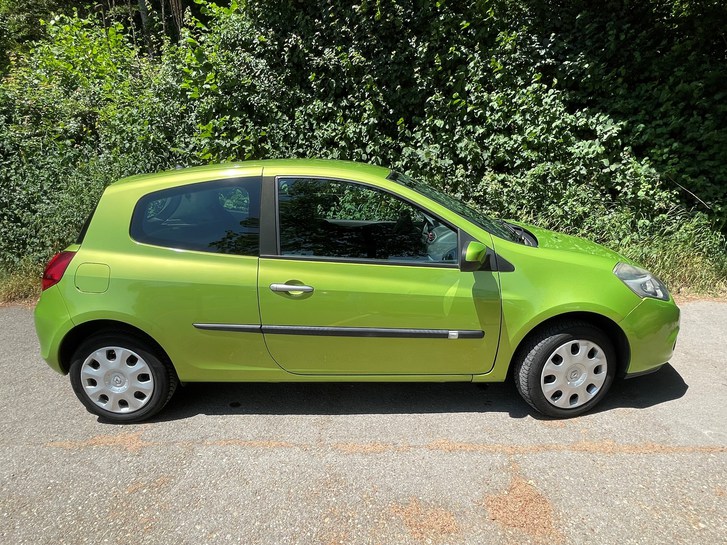 Renault Clio 1.2 16V 75 Dynamique Renault Renault Clio 1.2 16V 75 Dynamique