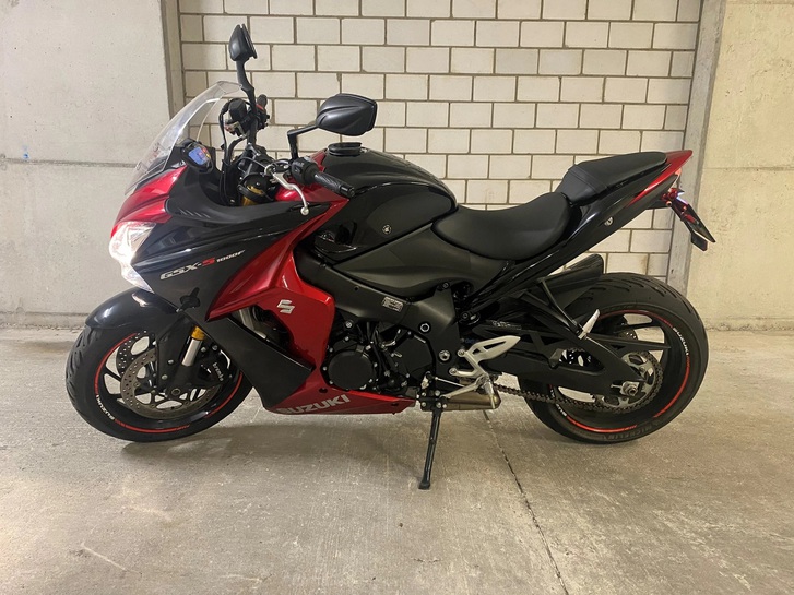 Suzuki GSX-S F 1000 L6 Sport Touring Suzuki Suzuki GSX-S F 1000 L6 Sport Touring