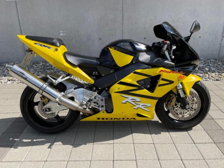 Honda CBR 900 RR Fireblade 2-3 Honda Honda CBR 900 RR Fireblade 2-3