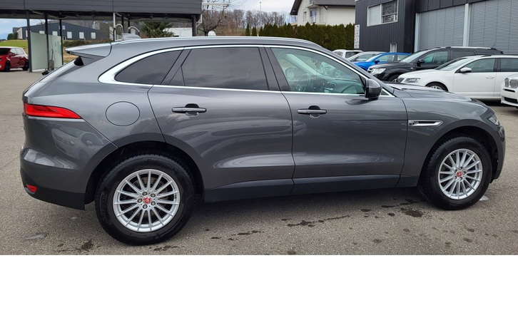 Jaguar F-Pace 2.0 D 180 Portfolio AWD Jaguar Jaguar F-Pace 2.0 D 180 Portfolio AWD