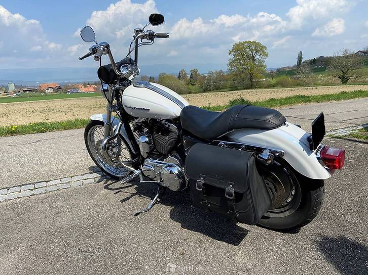 Harley-Davidson XL 1200C Sportster Custom Harley-Davidson Harley-Davidson XL 1200C Sportster Custom