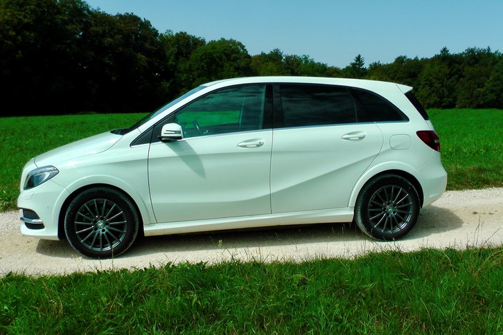 Mercedes-Benz B-Klasse W246 B 250 e Urban Mercedes-Benz Mercedes-Benz B-Klasse W246 B 250 e Urban