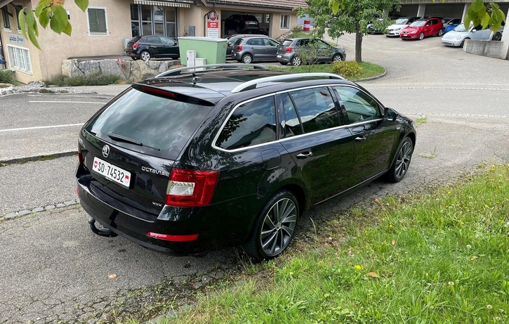Skoda Octavia Combi 2.0 TDI 184 L & K 4x4 DSG Skoda Skoda Octavia Combi 2.0 TDI 184 L & K 4x4 DSG