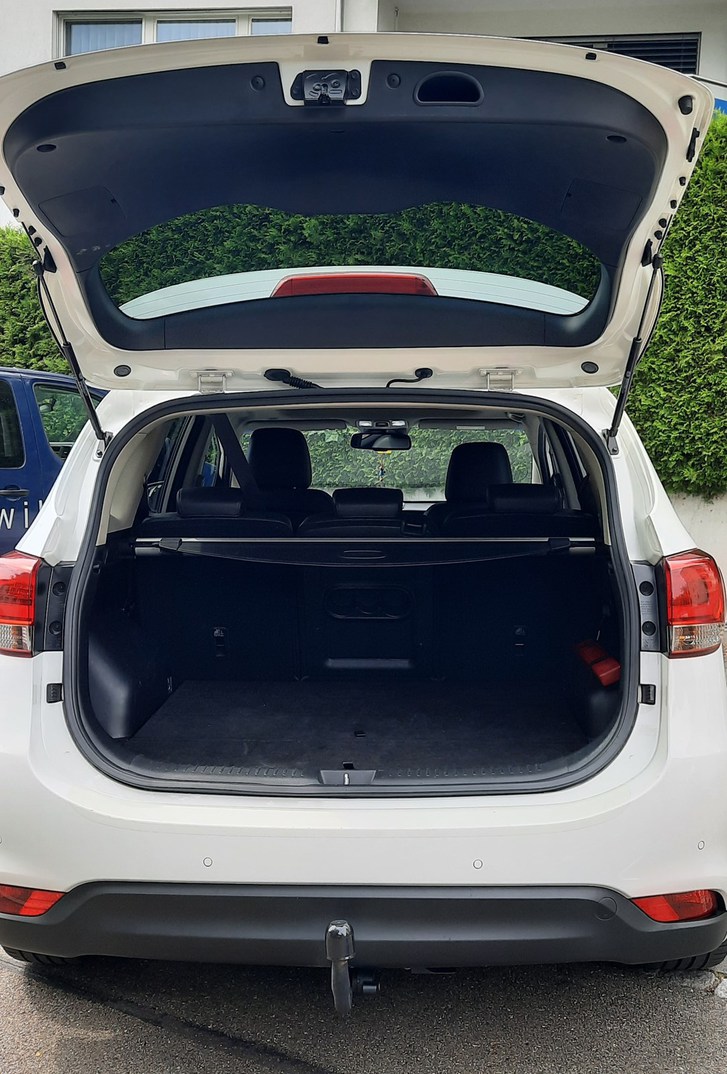Kia Carens 1.7 CRDi Style Kia Kia Carens 1.7 CRDi Style