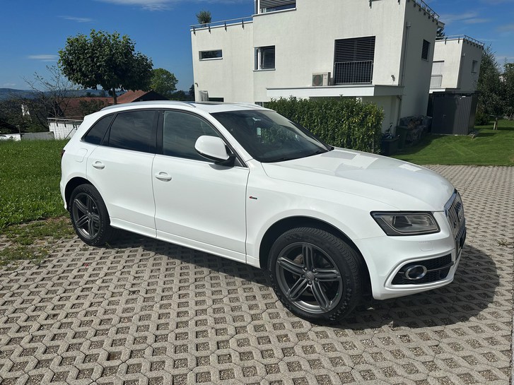 Audi Q5 2.0 TDI quattro S-Tronic Audi Audi Q5 2.0 TDI quattro S-Tronic