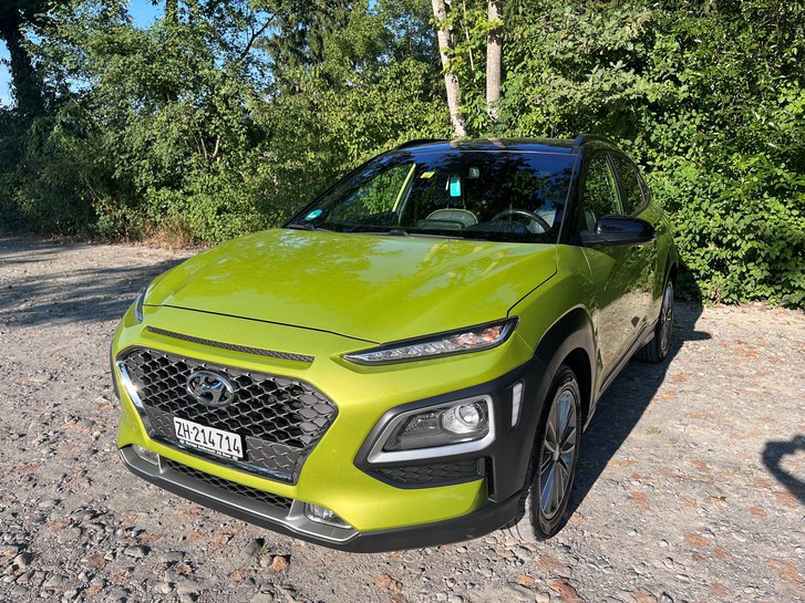 Hyundai Kona 1.6 T-GDi Amplia 4WD Hyundai Hyundai Kona 1.6 T-GDi Amplia 4WD