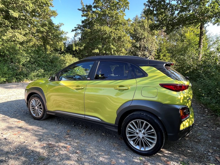 Hyundai Kona 1.6 T-GDi Amplia 4WD Hyundai Hyundai Kona 1.6 T-GDi Amplia 4WD