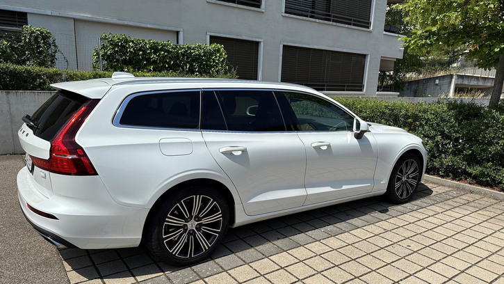 Volvo V60 T6 eAWD Twin Engine Business Geartronic Volvo Volvo V60 T6 eAWD Twin Engine Business Geartronic