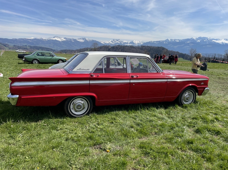 Ford Fairlane 500