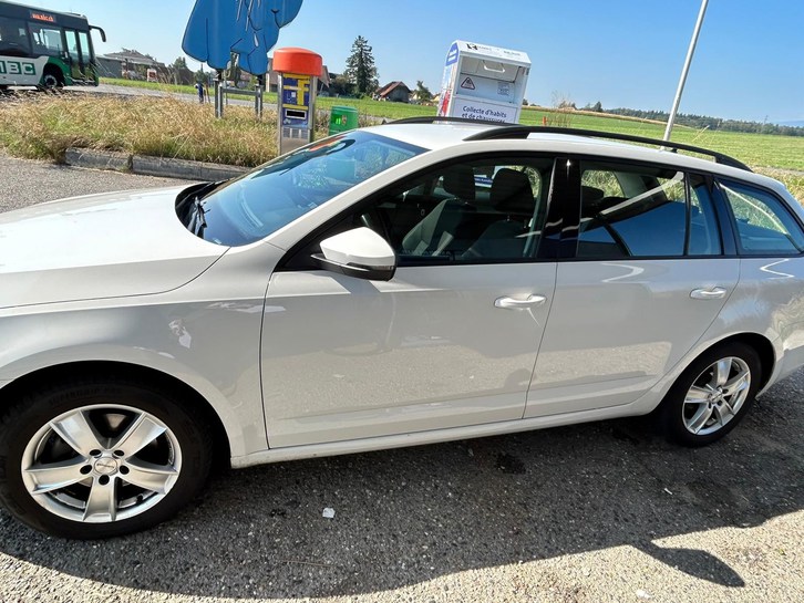Skoda Octavia Combi 1.5 TSI Ambition DSG Skoda Skoda Octavia Combi 1.5 TSI Ambition DSG