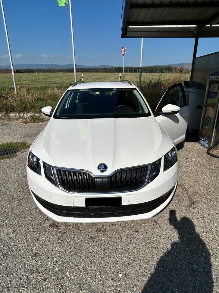 Skoda Octavia Combi 1.5 TSI Ambition DSG Skoda Skoda Octavia Combi 1.5 TSI Ambition DSG