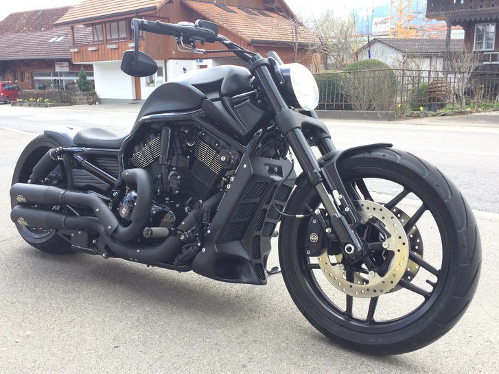 Harley-Davidson VRSCDX 1250 V-Rod 12 Night Road Special ABS Harley-Davidson Harley-Davidson VRSCDX 1250 V-Rod 12 Night Road Special ABS