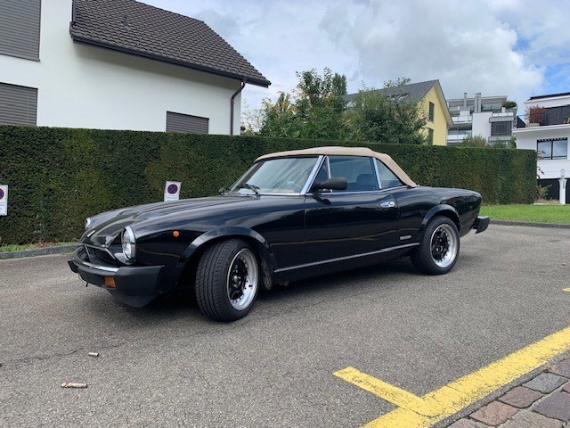 Fiat Spider Europa Cabrio 2.0 Fiat Fiat Spider Europa Cabrio 2.0