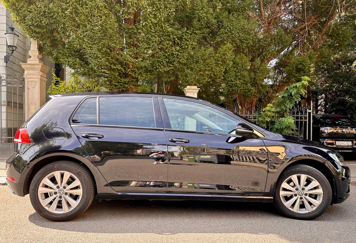 VW Golf VII 1.0 TSI 115 Swissline Plus DSG VW VW Golf VII 1.0 TSI 115 Swissline Plus DSG
