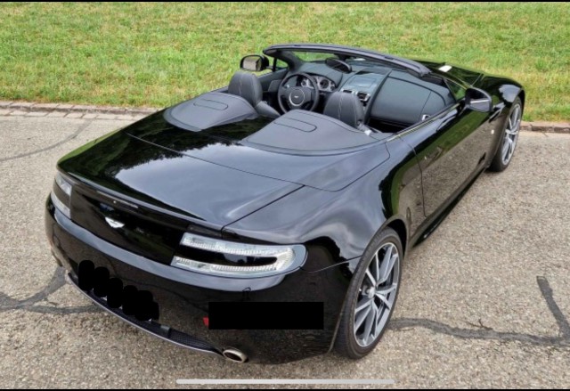 Aston Martin V8 Vantage Roadster 4.7 Sportshift Aston Martin Aston Martin V8 Vantage Roadster 4.7 Sportshift