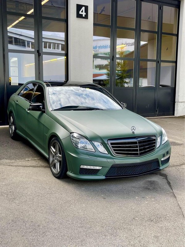 Mercedes-Benz E-Klasse W212 E 63 V8 AMG Mercedes-Benz Mercedes-Benz E-Klasse W212 E 63 V8 AMG