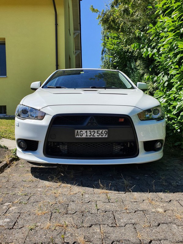 Mitsubishi Lancer Sports Sedan 2.0 MIVEC Turbo Ralliart GS Mitsubishi Mitsubishi Lancer Sports Sedan 2.0 MIVEC Turbo Ralliart GS