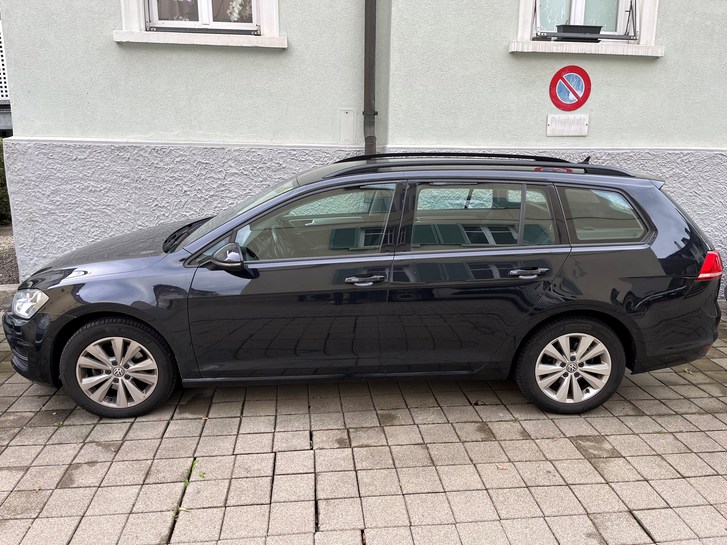 VW Golf VII Variant 1.6 TDI Comfortline DSG VW VW Golf VII Variant 1.6 TDI Comfortline DSG