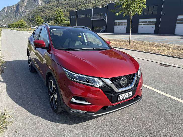 Nissan Qashqai 1.7 dCi Acenta 4x4 Nissan Nissan Qashqai 1.7 dCi Acenta 4x4